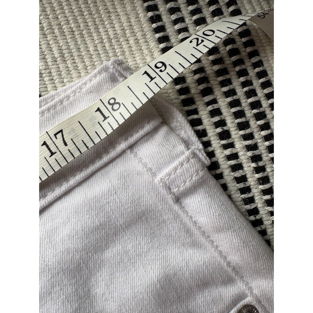 Eddie Bauer NWT White Boyfriend Midrise Size 14 Casual Jean Shorts - Picture 4 of 10
